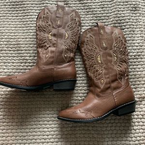 NWT Brown Cowboy boots Sz 8